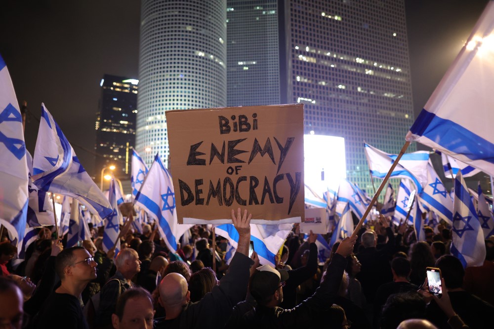 Віві ENEMY OF DEMOCRACY